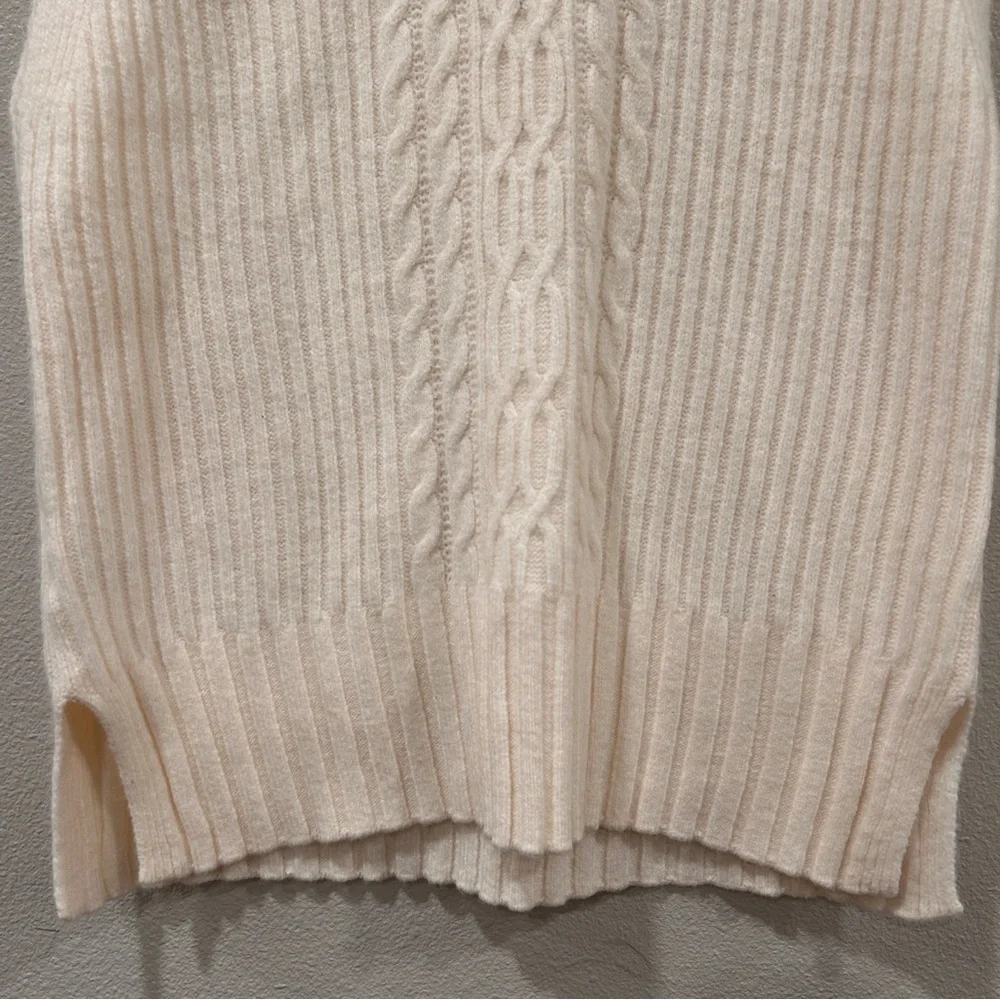 Loft Cream Soft Cable Knit Sleeveless Sweater Vest New With Tags Women's Size‎ S